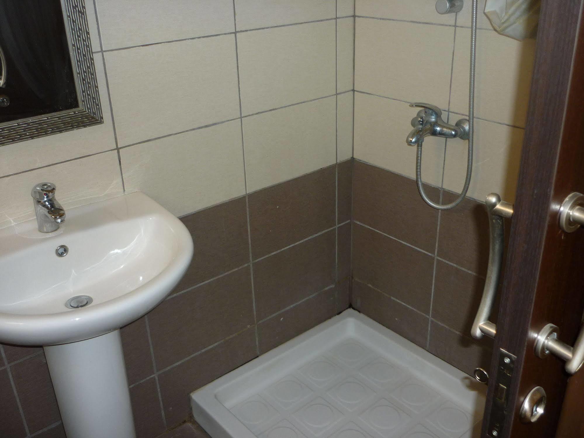 Tseri Budget Residences 尼科西亚 外观 照片